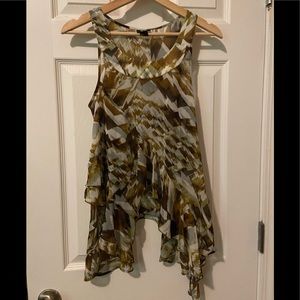 H&M shark bite ruffled tank top blouse size small